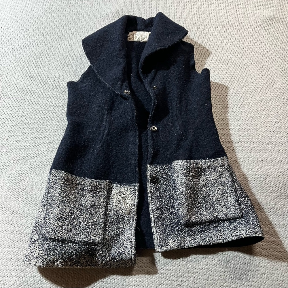 Angel of the North Navy Blue Grey 100% Wool Shawl Sweater Vest Jacket Small EUC